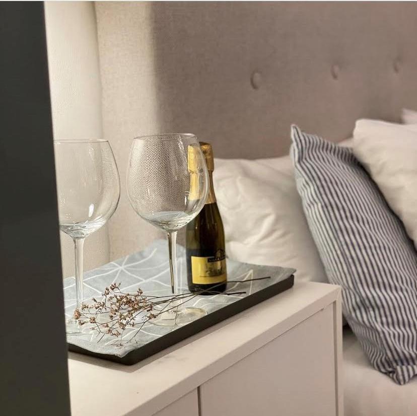 Opera Suites Fidelio , Cozy Studio In The Very Center Of Madrid Bagian luar foto